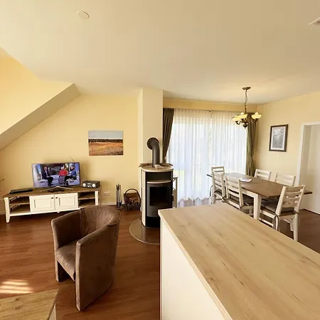 Haus Sterntaucher Whg 8 Abendsonne ティースゾー